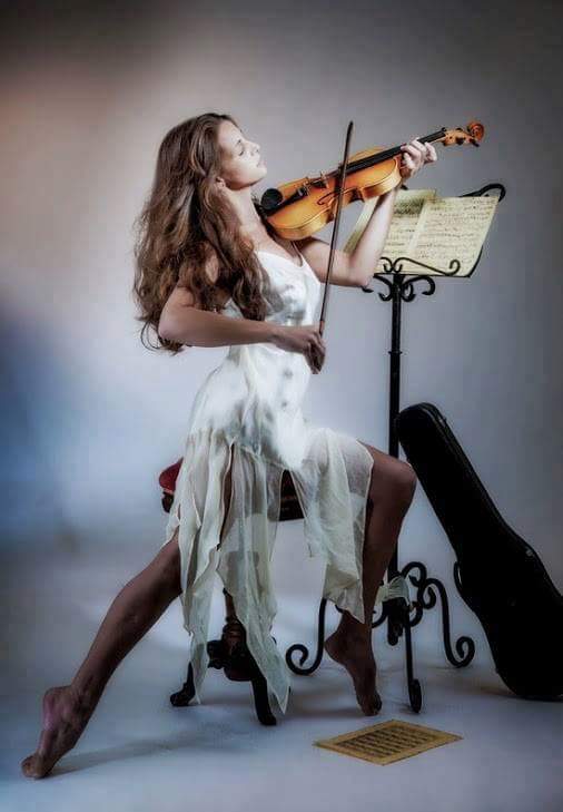mujer violin